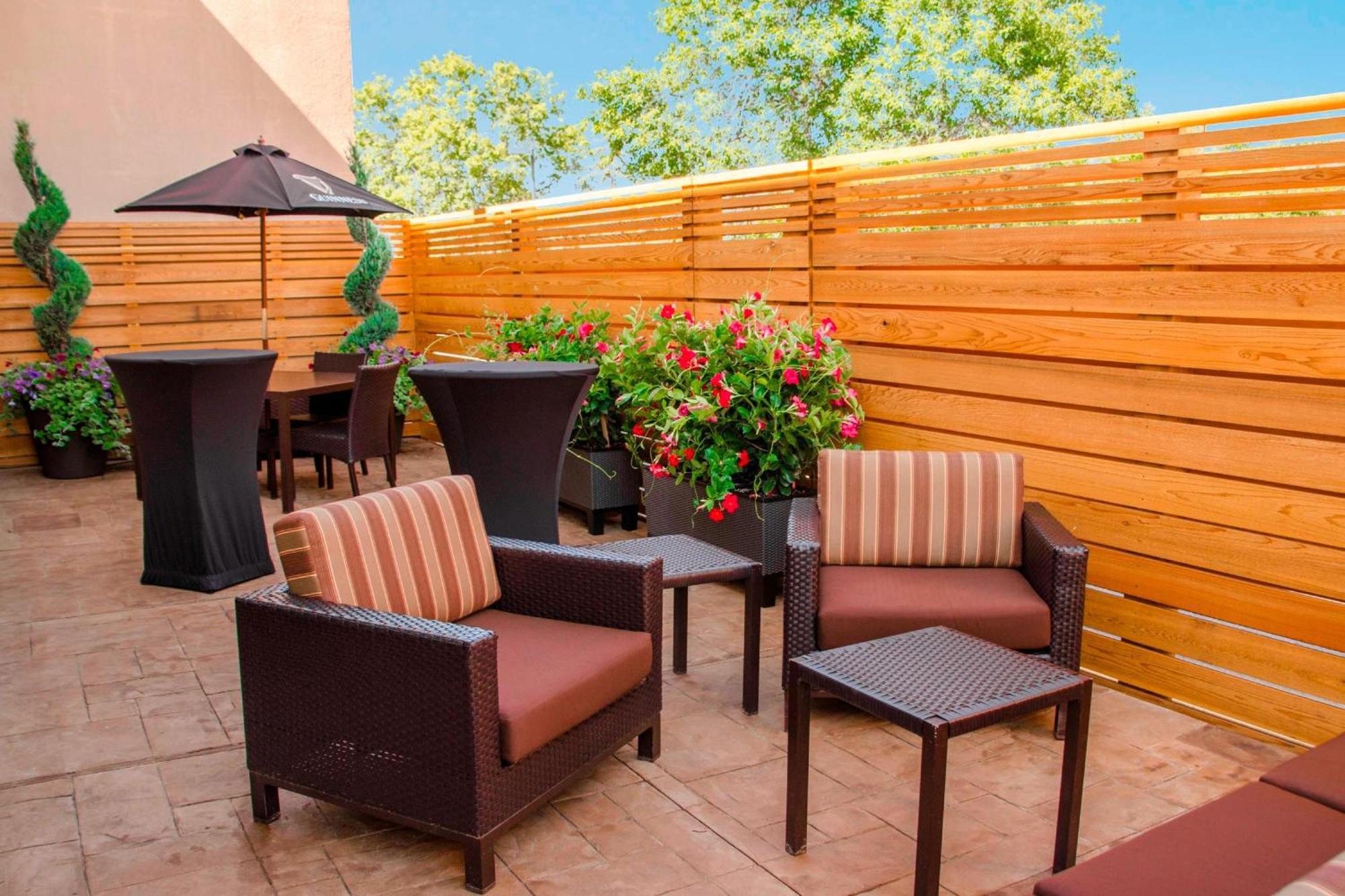 Courtyard By Marriott Minneapolis West Saint Louis Park Bagian luar foto